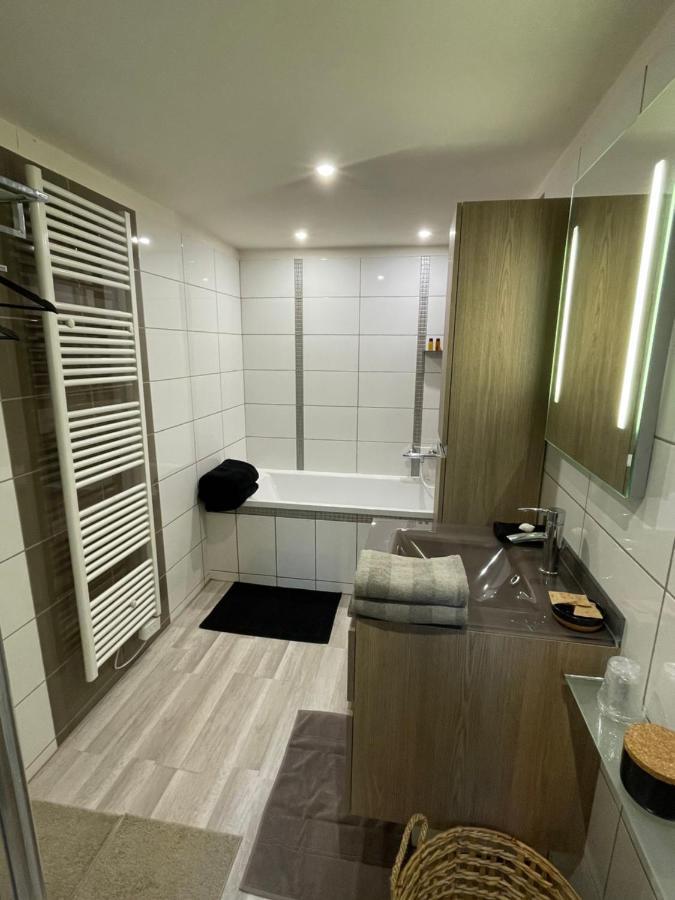 Love Suites & Spa "Le Loft" Avec Jacuzzi Privatif Медис Экстерьер фото