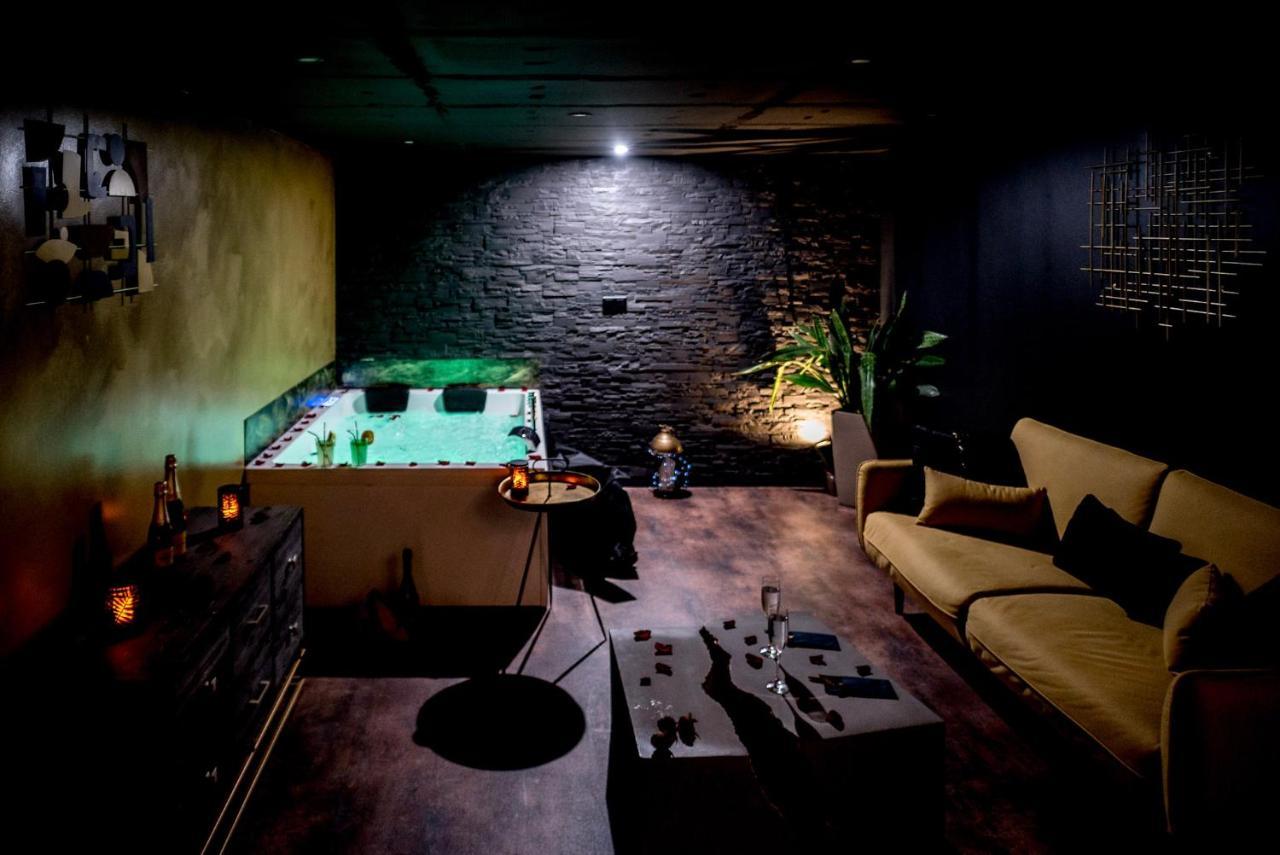 Love Suites & Spa "Le Loft" Avec Jacuzzi Privatif Медис Экстерьер фото